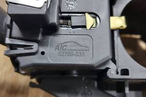 Підрульовий перемикач VW Touran AIC 52769-533