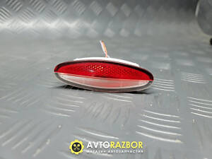 Плафон подсветки двери 8200003263 на Renault Laguna II, Laguna III, Master III 2000-2023 год