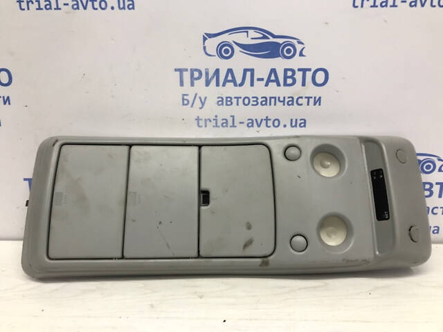 Плафон передній Mitsubishi Pajero Sport K9 3.0 БЕНЗИН 6G72 1996 (б/в)