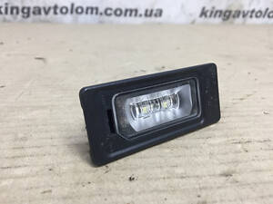 Плафон підсвітки номера Audi A4 B8 4G0943021