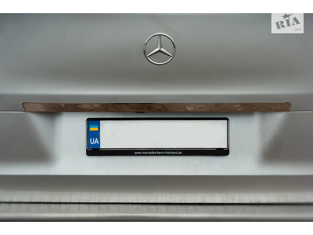Планка над номером широкая (нерж) OmsaLine - Итальянская нержавейка для Mercedes Vito/V-class W447 2014-2024
