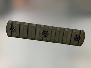 Планка Picatinny для крепления на M-LOK, Олива, DLG TACTICAL (DLG-112-green) 9 Slots, планка Пикатинни для