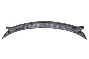 Пластик під лобове скло 55708-42050 TOYOTA RAV4 94-00