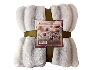 Плед Versailles Шарпей Зелень весны VS-SP-3000G 150х200 см зеленый