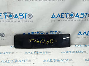 Майданчик номерного знака перед Audi Q7 4L 10-15