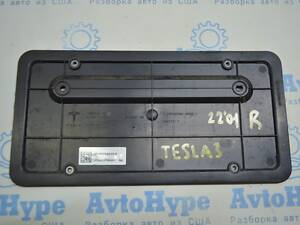Майданчик заднього номера Tesla Model 3 18-1096844-00-B