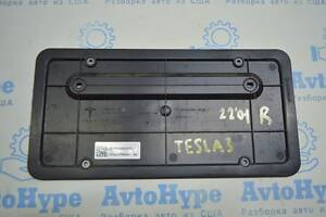 Площадка заднего номера Tesla Model 3 18- 1096844-00-B