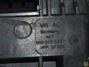 Поддон АКБ VW Passat b7 USA (05) деф. 1K0-915-333-H