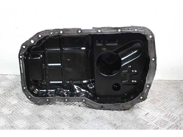 Поддон мотора нижний 2.4 Mitsubishi Outlander (CU) 2003-2008 MN149374