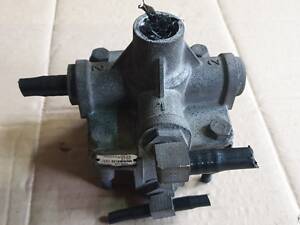 Ускорительный клапан DAF 1808338 XF106 Wabco 9730113000