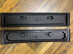 Подиум Европейский под Номер ,Площадка 109683400A Tesla Model 3 2017-2023