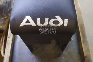 Подлокотник с вышивкой кожзам Audi 100 (1991-1997) 000042745