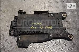 Подставка аккумулятора BMW X1 (F48) 2015 7641797 204047