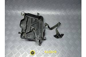 Подставка под аккумулятор 51805522 на Fiat Qubo, Fiorino, Nemo, Bipper 2007-2023 год