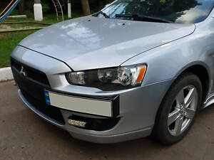 Підставка під номер (пластик) Чорний мат для Mitsubishi Lancer X 2008-2024 рр.