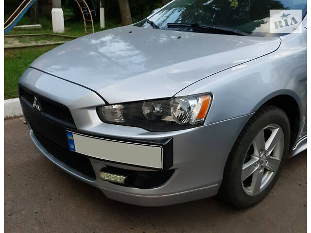 Подставка под номер (пластик) Черный мат для Mitsubishi Lancer X 2008-2024 гг