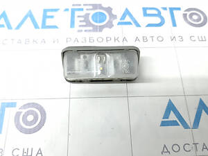 Подсветка номера двери багажника правая Toyota Prius 50 Prime 17-22