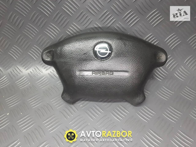 Подушка безопасности AirBag левая водителя 09132704 на Opel Vectra B 1995-2002 год