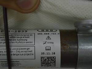 Подушка безопасности airbag боковая шторка правая Audi A8 D4 10-17 Long (01) 4H4880742D 4H4880742C