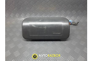 Подушка безопасности пассажира в торпеду AirBag на Mazda MPV I 1995-1999 год.