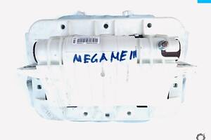 Подушка безопасности пассажира AirBag Renault Megane III 985250003R