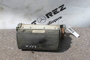 Подушка безопасности пассажирская (в торпедо) Mercedes A1638600705