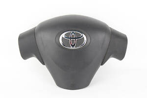 Подушка безопасности в руль -09 Toyota Auris 2006-2012 4513012B40B0