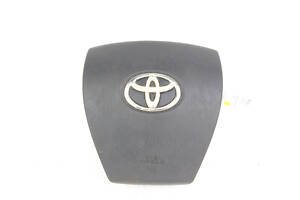 Подушка безопасности в руль Toyota Prius (ZVW35) 2009-2015 4513047100C0
