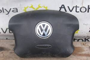 Подушка безопасности водителя AirBag VW Golf 4 1997-2003