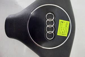 Подушка безопасности водителя Audi A4 B6 A3 2000-2006 гг 8E0880201K