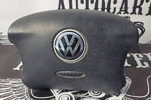 Подушка безопасности в руле AirBag Volkswagen T4. Golf 4. 3B0880201AS