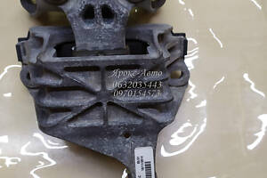 Подушка двигуна ліва dodge dart 13-16 hydraulic 000045837