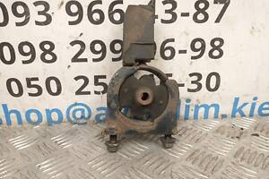 Подушка двигателя передняя 123610D130 Toyota Avensis T25 03-09