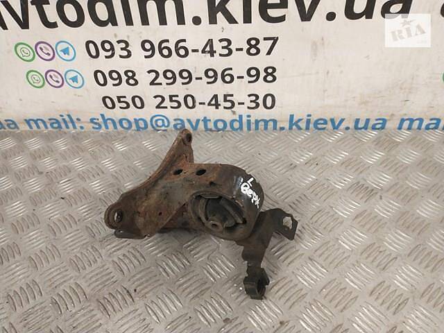Подушка двигателя верхняя левая есть выработка 112208H300 Nissan X-Trail T30 2001-2007