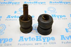 Подушка кузова Toyota Sequoia 2008-2022 первая 52201-0C020