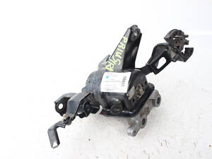 Подушка мотора правая 1.8 Hybrid Toyota Prius (ZVW35) 2009-2015 1230537160