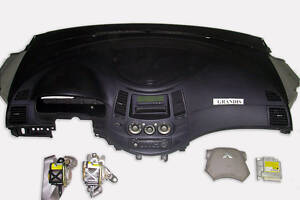 Подушки безопасности комплект бежевый 1фишка Mitsubishi Grandis 2004-2010 MN141401