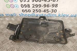 Полка аккумулятора MR440935 Mitsubishi Pajero Wagon 3 1999-2006