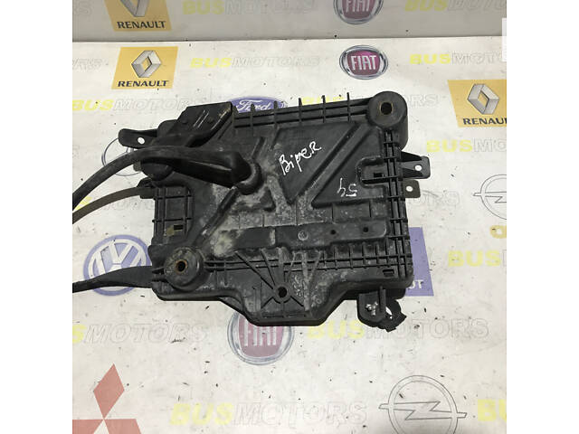 Полка под акамулятор Citroen Nemo 2008- 51805522