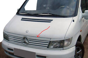 Смужка на решітку (пластик) Чорний мат для Mercedes Vito W638 1996-2003 рр.