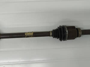 Полуось правая (шарнир) 31/39 шлицов Renault Master 391006019R 8200842369