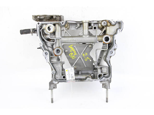 Напівпіддон двигуна 2.5 Subaru Legacy (BN) 2014-2020 11120AA35A