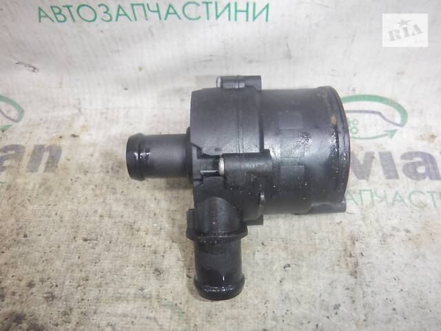 Помпа (1,2 DOHC 16V) Skoda FABIA 3 2014-2021 (Шкода Фабия), БУ-231124