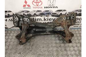 Поперечная балка перед Правый руль Honda CR-V 1 1995-2001 50200S10010