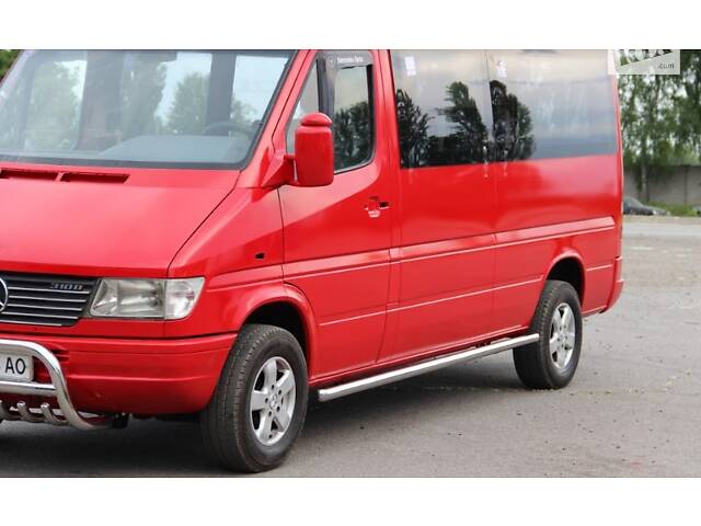 Пороги Mercedes Sprinter 2014- довга база ST-Line