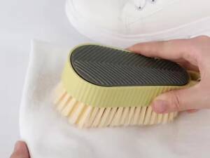 Портативна щітка для чищення речей із замші, кашеміру.