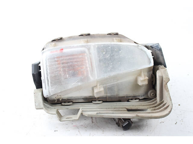 Поворотник в бампер левый дефект 12- Toyota Prius (ZVW35) 2009-2015 8152147060 - Фото 1