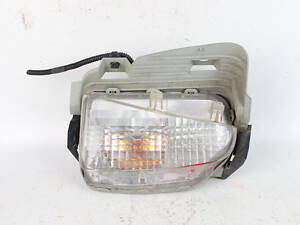 Поворотник в бампер правый 12- Toyota Prius (ZVW35) 2009-2015 8151147040