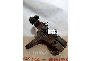 Поворотний кулак передній правий Mazda 3 I BK 2003-2009р.в