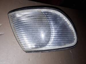 Поворотник, повторитель поворота правый, передний Audi 100 C4 (1990-1994) Depo 084411512R